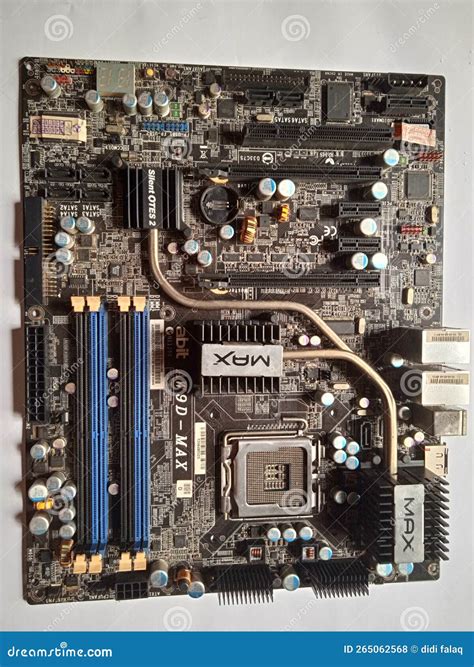 mainboard socket 775